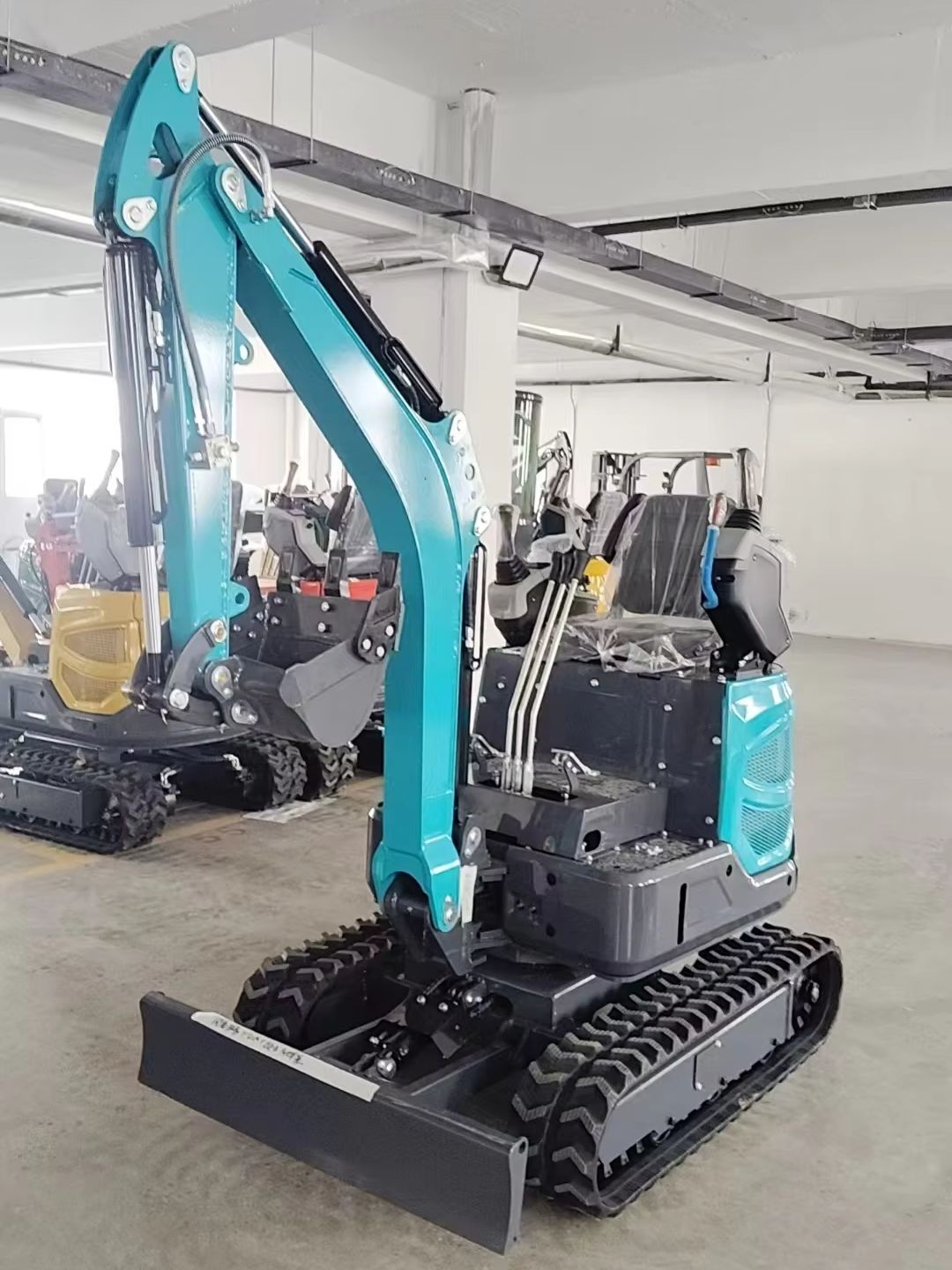 1.8 Ton Mini Excavator with At - Agriculture Gardening Farming 评论和价格